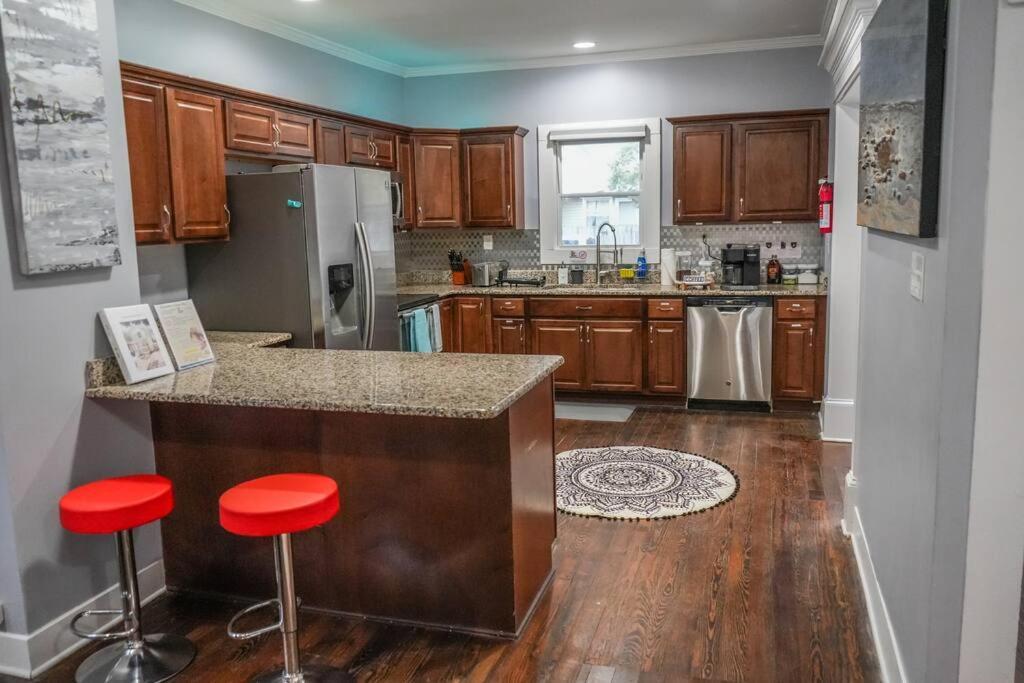 Historic Coastal Haven- Pet Friendly Fast Wi-Fi Villa Norfolk Exterior foto