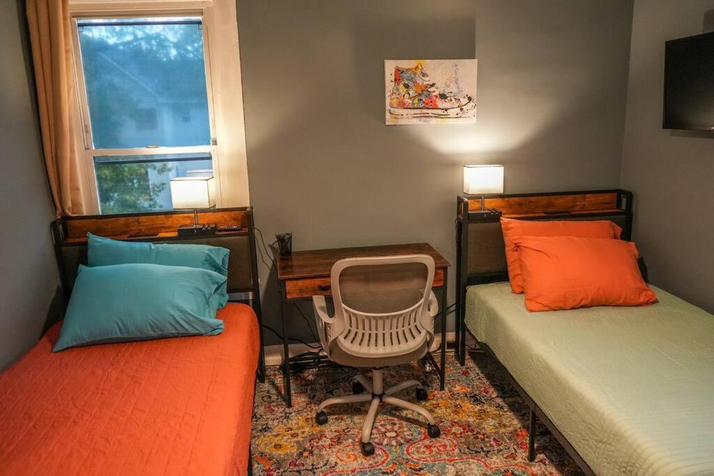 Historic Coastal Haven- Pet Friendly Fast Wi-Fi Villa Norfolk Exterior foto