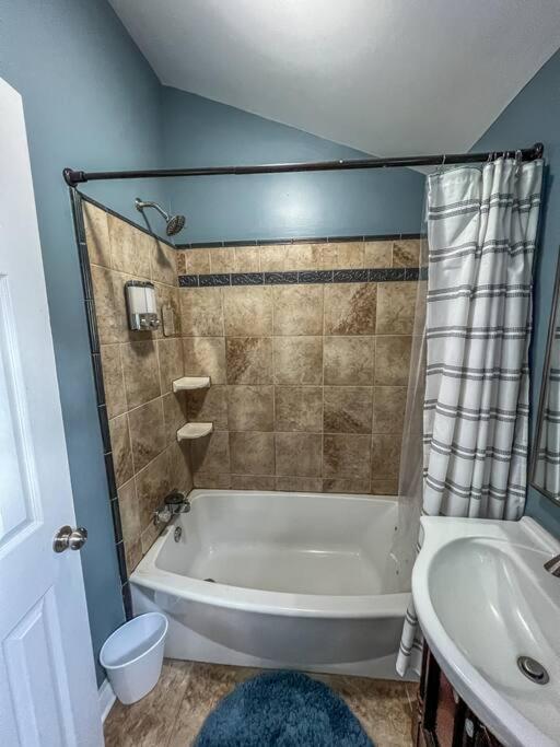 Historic Coastal Haven- Pet Friendly Fast Wi-Fi Villa Norfolk Exterior foto