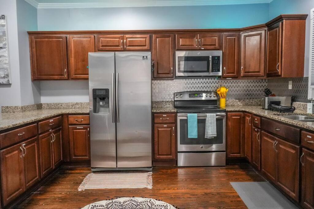 Historic Coastal Haven- Pet Friendly Fast Wi-Fi Villa Norfolk Exterior foto