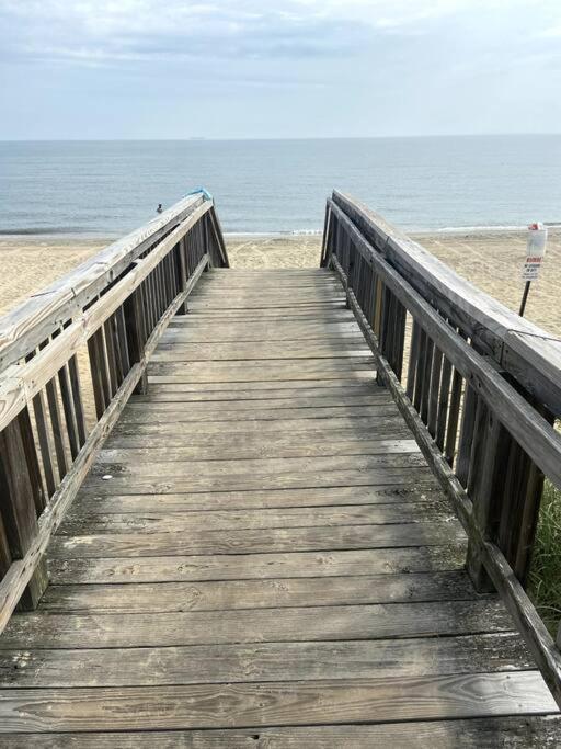 Historic Coastal Haven- Pet Friendly Fast Wi-Fi Villa Norfolk Exterior foto