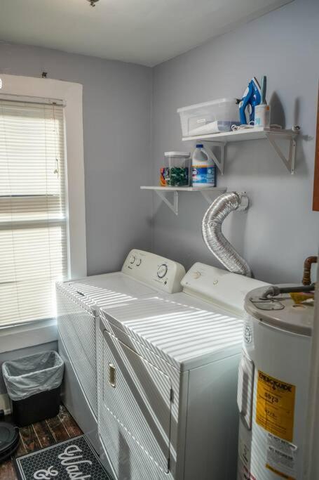 Historic Coastal Haven- Pet Friendly Fast Wi-Fi Villa Norfolk Exterior foto